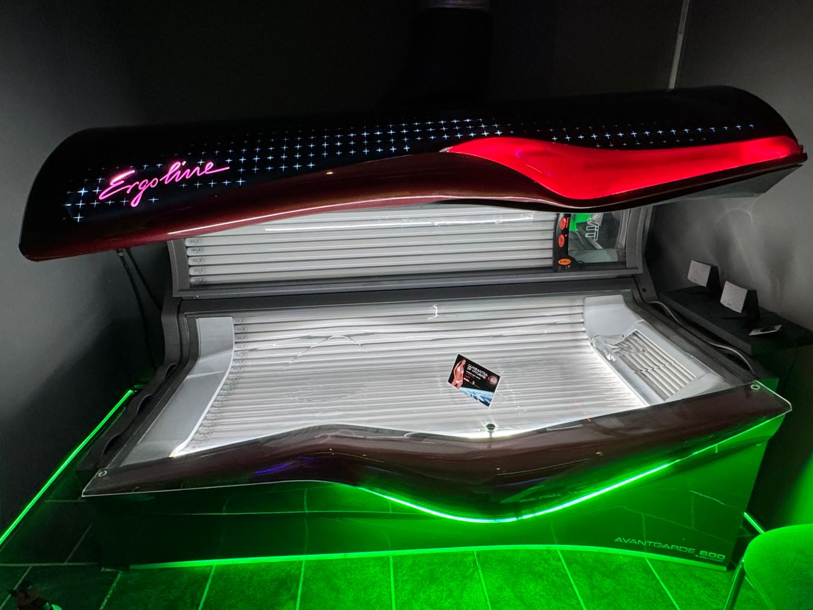 Ergoline lay-down sunbed